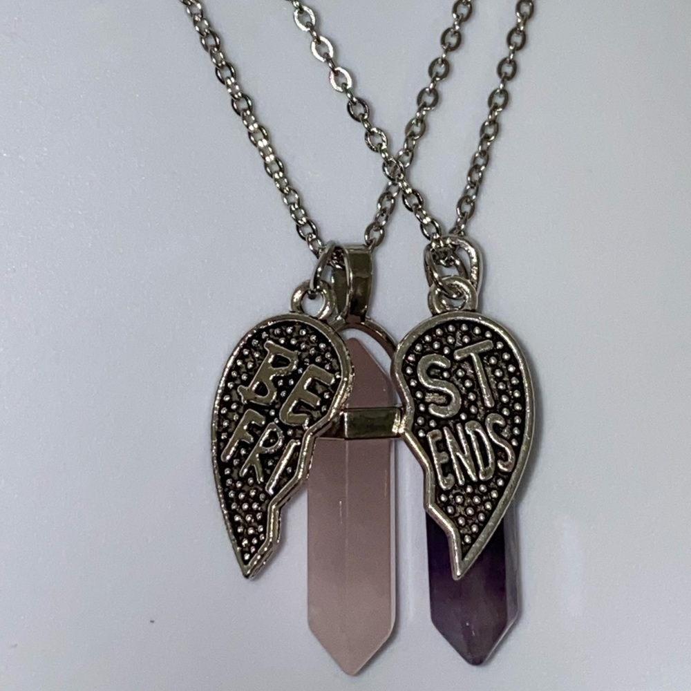 Best Friends Crystal Quartz Pendant Necklace Set.